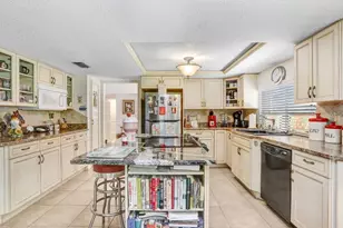 12600 Castleberry Ct, Bayonet Point, FL 34667 - Photo 28