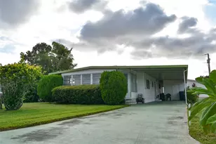 47 Delaware Ct, Palm Harbor, FL 34684 - Photo 1