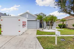 1005 Crystal Carbon Way, Valrico, FL 33594 - Photo 2