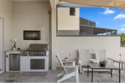 1040 Paseo Del Rio NE, Saint Petersburg, FL 33702 - Photo 46