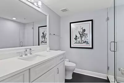 1040 Paseo Del Rio NE, Saint Petersburg, FL 33702 - Photo 40