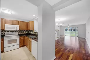 6928 Hawthorne Trace Ln, Riverview, FL 33578 - Photo 6