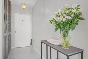 31 Island Way, Clearwater Beach, FL 33767 - Photo 10