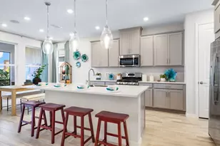 12626 Dockyard Trl, Palmetto, FL 34221 - Photo 2