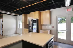 10830 Navajo Dr, Saint Petersburg, FL 33708 - Photo 16
