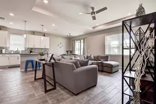 11723 Clare Hill Ave, Riverview, FL 33579 - Photo 6