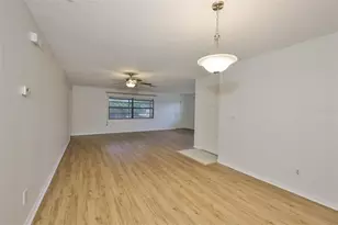 2122 Hereford Dr, Sun City Center, FL 33573 - Photo 14