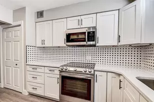 4841 108th Street N, Saint Petersburg, FL 33708 - Photo 16