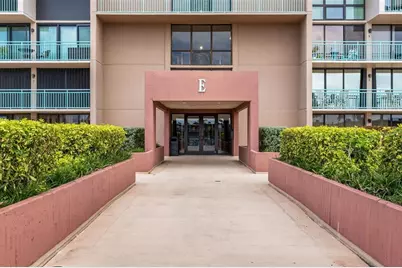 1 Key Capri #102E, Treasure Island, FL 33706 - Photo 2