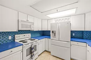 1 Key Capri, Treasure Island, FL 33706 - Photo 12