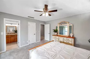 6311 Newtown Cir, Tampa, FL 33615 - Photo 26