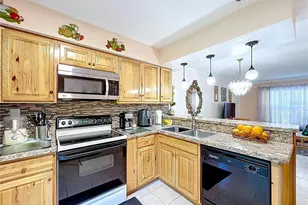 4916 Sunnybrook Dr, New Port Richey, FL 34653 - Photo 10