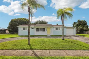 27722 SW 162nd Ct, Homestead, FL 33031 - Photo 2