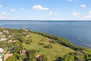 1835 Serpentine Dr S, Saint Petersburg, FL 33712 - Photo 68