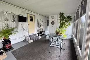 35012 Dale Ave, Zephyrhills, FL 33541 - Photo 24