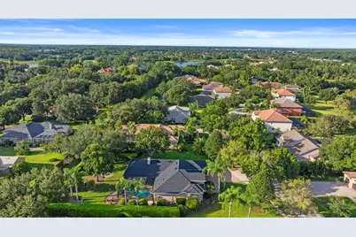 19708 Wellington Manor Boulevard, Lutz, FL 33549 - Photo 38