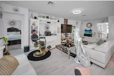 944 Old Windsor Way, Spring Hill, FL 34609 - Photo 12