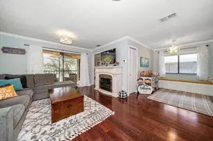 3001 58th Ave S, Saint Petersburg, FL 33712 - Photo 2