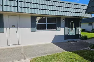 1811 Bedford Ln, Sun City Center, FL 33573 - Photo 1