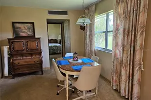 1811 Bedford Ln, Sun City Center, FL 33573 - Photo 12