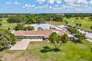 225 Country Club Dr, Largo, FL 33771 - Photo 82