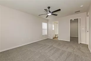 7729 Carriage Pointe Dr, Gibsonton, FL 33534 - Photo 10