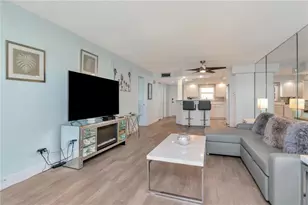 1230 Gulf Blvd, Clearwater Beach, FL 33767 - Photo 20