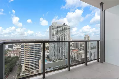 275 1st Avenue S #2401, Saint Petersburg, FL 33701 - Photo 18