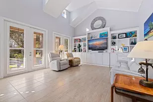 6101 Yeats Manor Dr, Tampa, FL 33616 - Photo 6