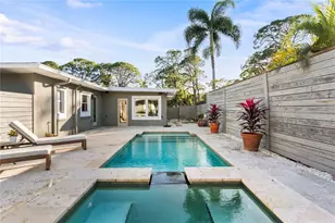 400 63rd St N, Saint Petersburg, FL 33710 - Photo 8