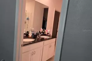 3308 Poppy Snow Pl, Zephyrhills, FL 33540 - Photo 16