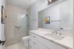 1839 5th St N, Saint Petersburg, FL 33704 - Photo 34