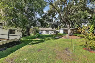 410 Bassedena Cir S, Lakeland, FL 33805 - Photo 24