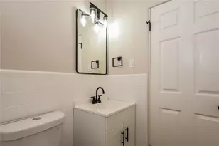 102 W St Louis Ave, Eustis, FL 32726 - Photo 14