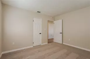 102 W St Louis Ave, Eustis, FL 32726 - Photo 12