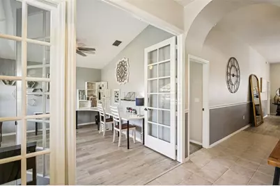 18103 Latimer Lane, Tampa, FL 33647 - Photo 4