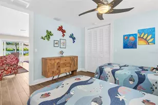 1100 Friendly Wy S, Saint Petersburg, FL 33705 - Photo 26
