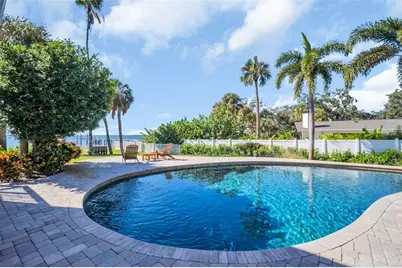 1100 Friendly Way S, Saint Petersburg, FL 33705 - Photo 48