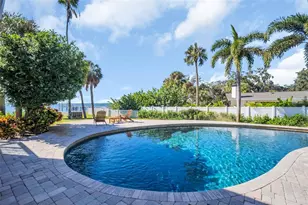 1100 Friendly Wy S, Saint Petersburg, FL 33705 - Photo 48