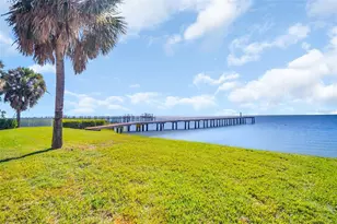 1100 Friendly Wy S, Saint Petersburg, FL 33705 - Photo 56