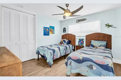 1100 Friendly Way S, Saint Petersburg, FL 33705 - Photo 26