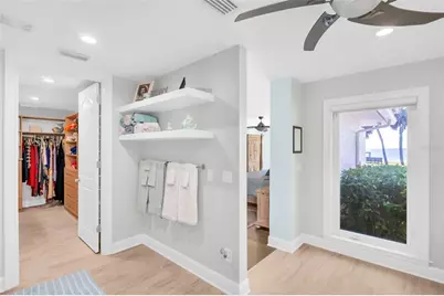 1100 Friendly Way S, Saint Petersburg, FL 33705 - Photo 26