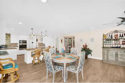 1100 Friendly Way S, Saint Petersburg, FL 33705 - Photo 16