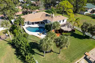 1100 Friendly Wy S, Saint Petersburg, FL 33705 - Photo 64