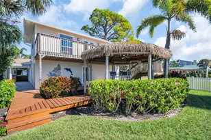 1100 Friendly Wy S, Saint Petersburg, FL 33705 - Photo 40