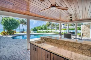 1100 Friendly Wy S, Saint Petersburg, FL 33705 - Photo 50