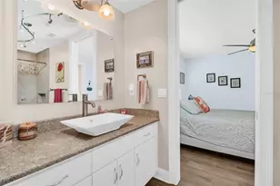 1100 Friendly Wy S, Saint Petersburg, FL 33705 - Photo 36