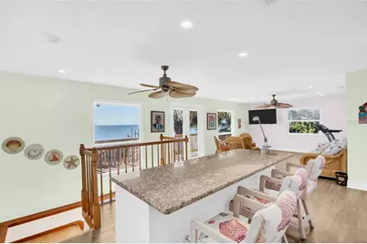 1100 Friendly Way S, Saint Petersburg, FL 33705 - Photo 44