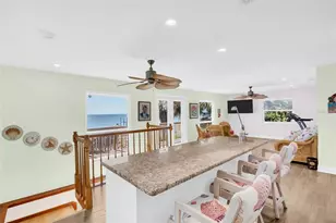 1100 Friendly Wy S, Saint Petersburg, FL 33705 - Photo 44