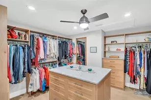 1100 Friendly Wy S, Saint Petersburg, FL 33705 - Photo 16